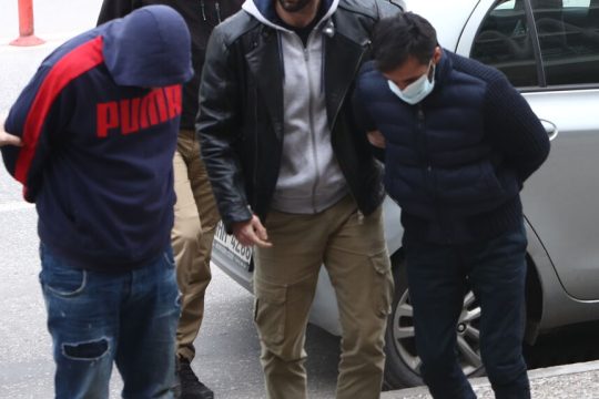 Προσαγωγή κατηγορουμένων για τη δολοφονία της Γεωργίας Μουράτη